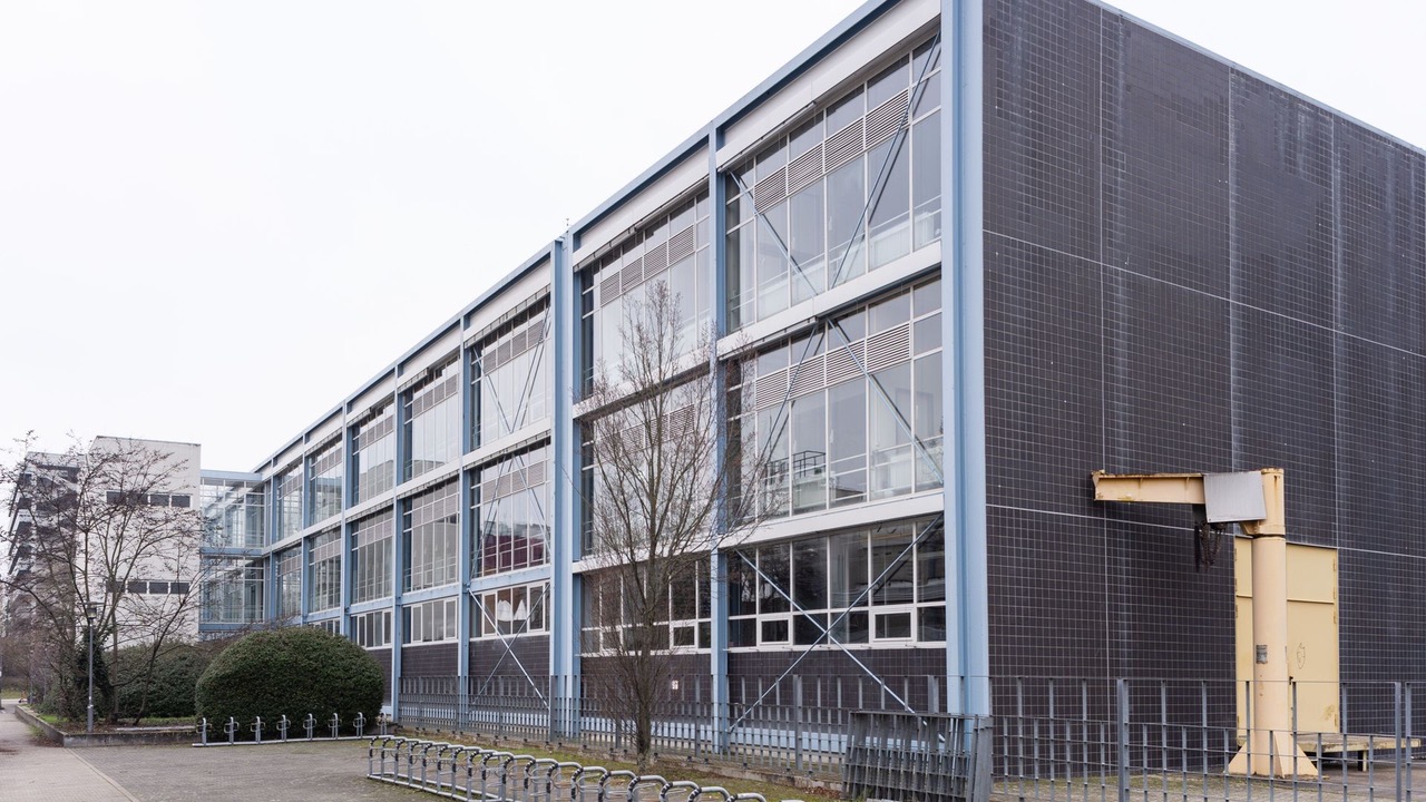 Ehemaliges Versuchskraftwerk der TH Karlsruhe von Egon Eiermann